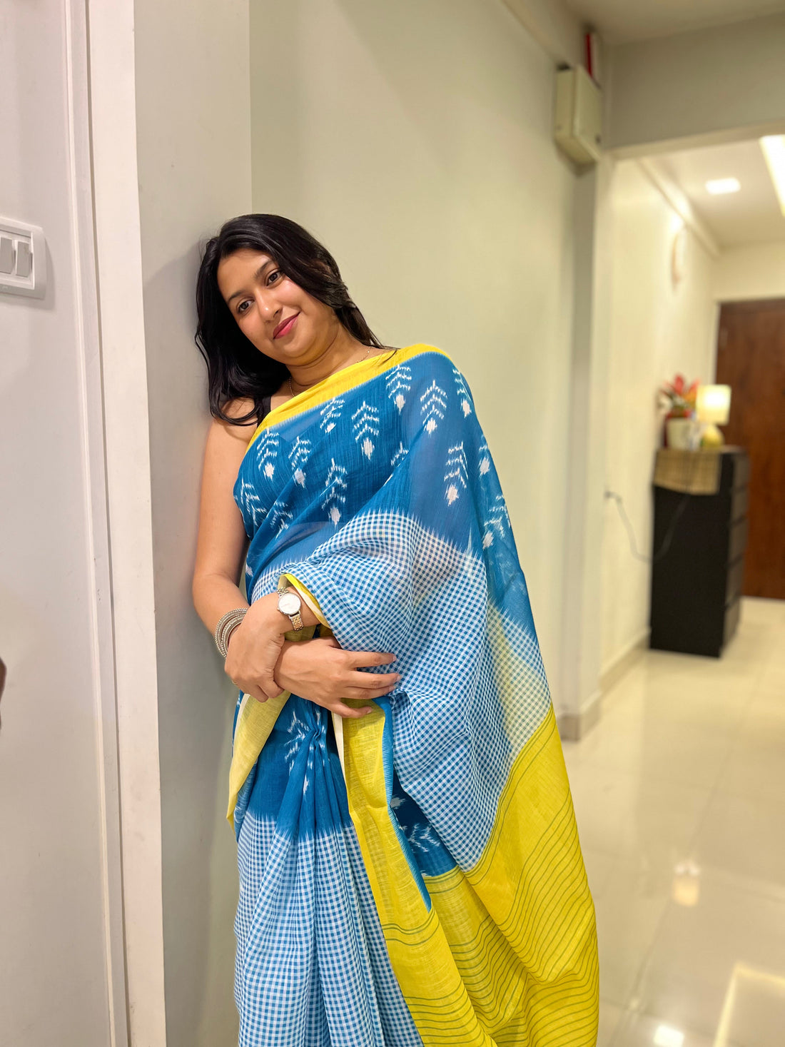 Designer Saree vs Simple Saree: Which One Is Worth Investing In?