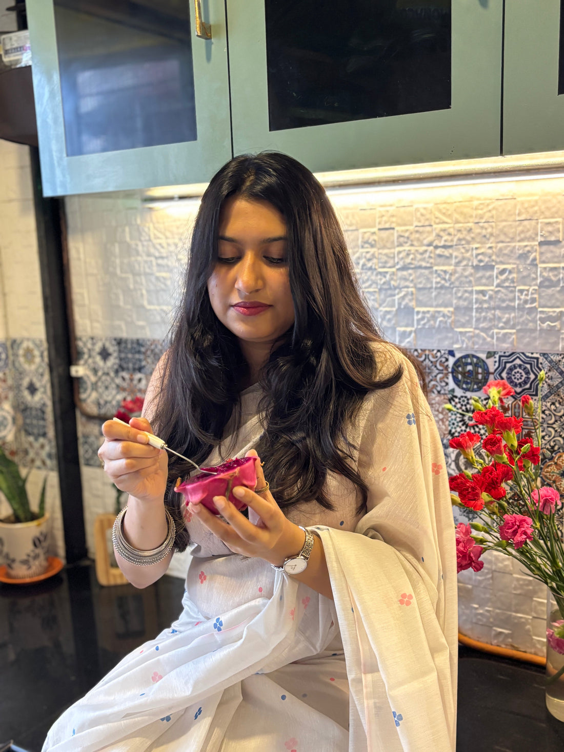 Safety pin used correctly on a cotton saree pleat