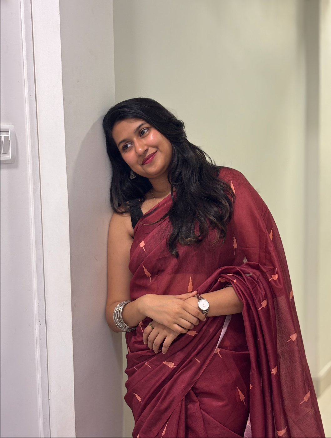 Linen Sarees Online: How to Identify Pure Linen Before Buying