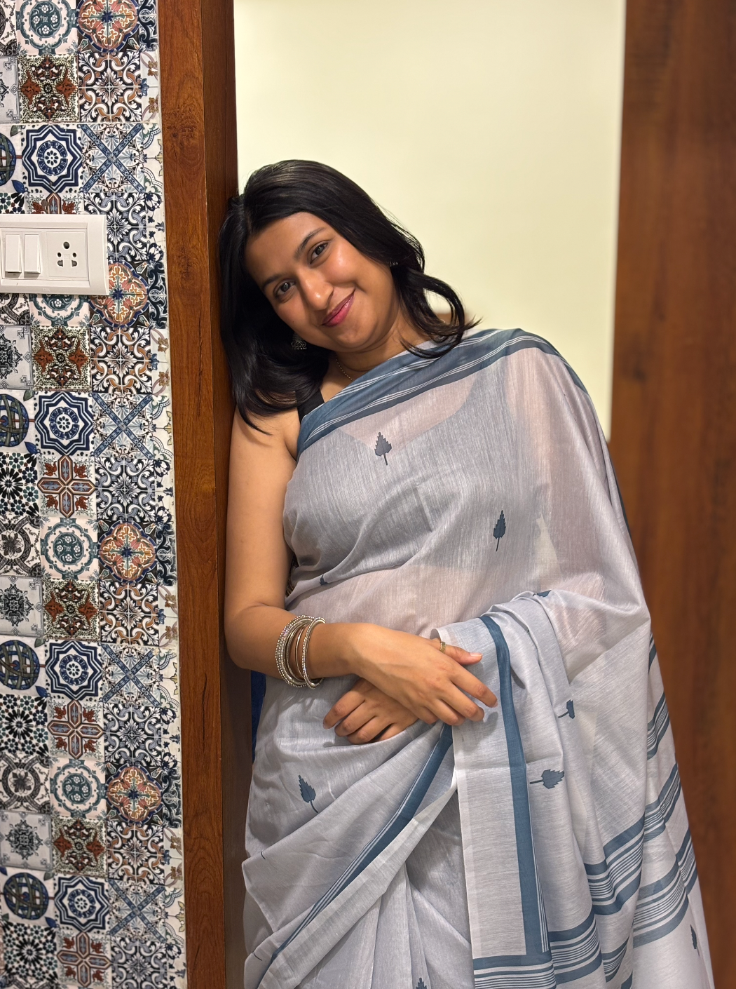 Ready to wear saree vs traditional saree comparison