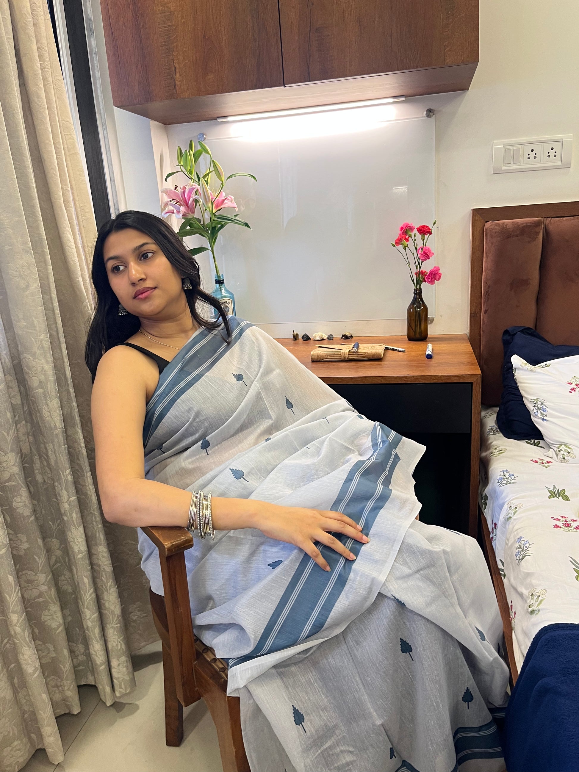 Pine Gray Saree 🌲