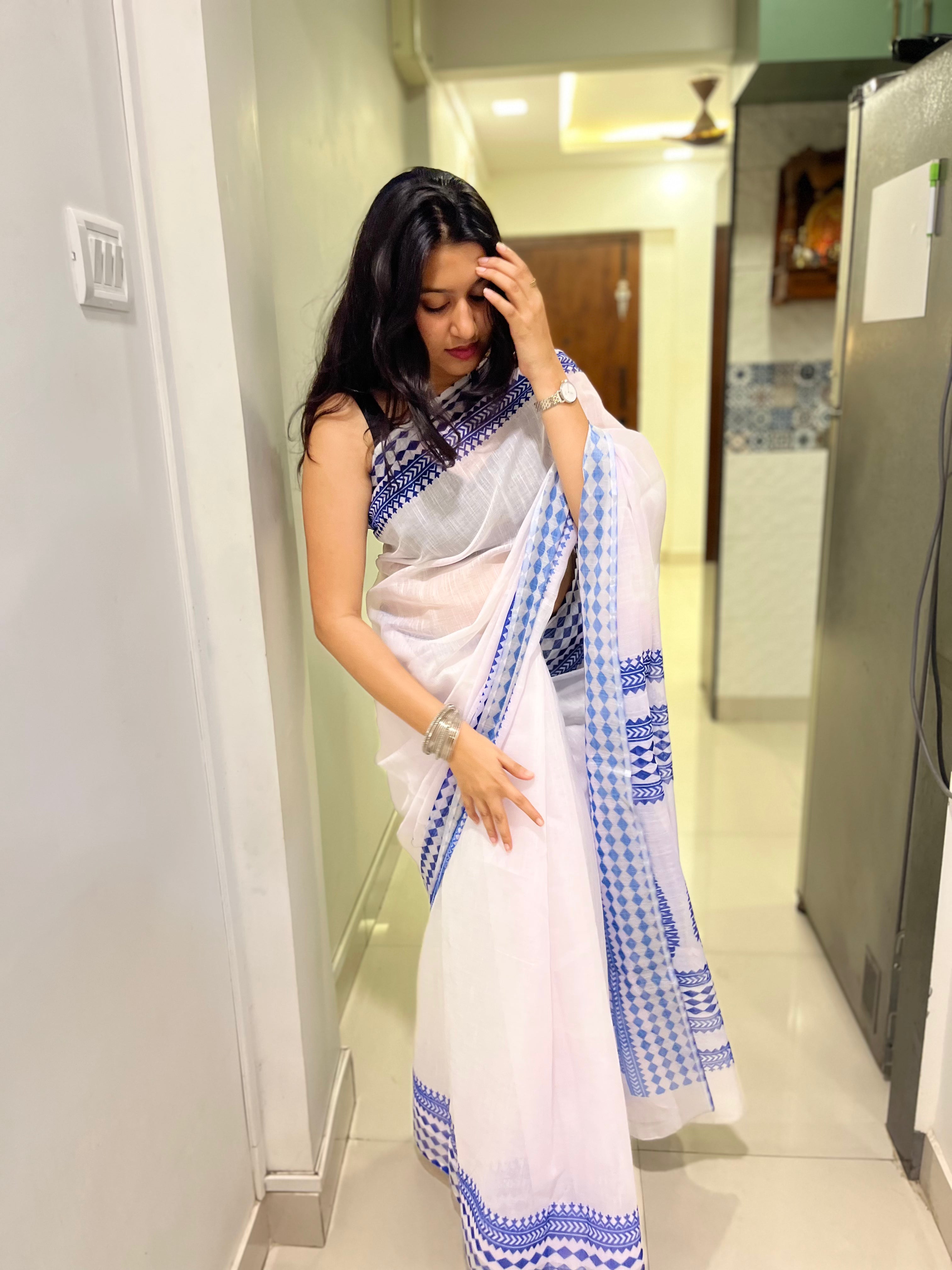 Badal Wala Safed Saree ☁️