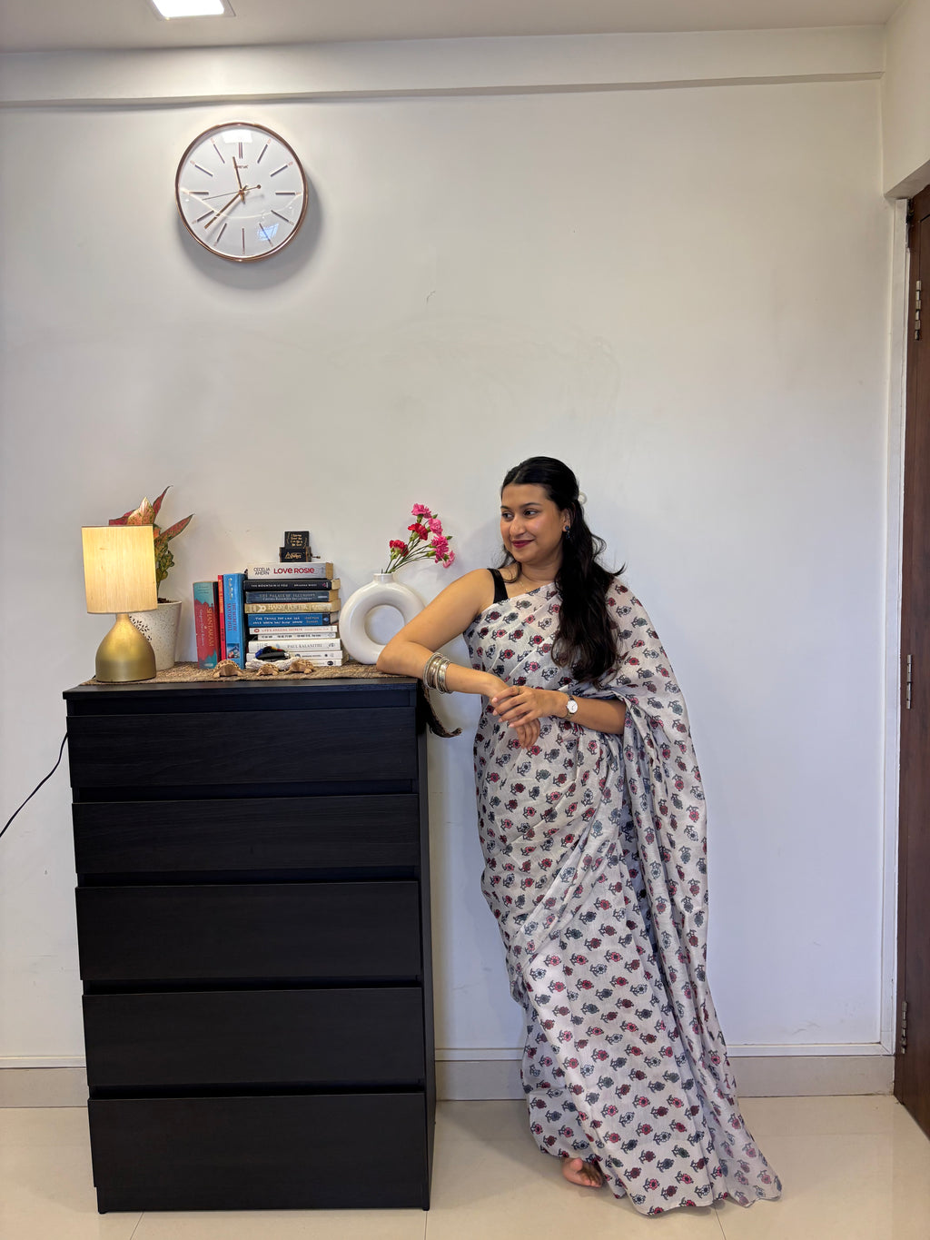 Classic Bloom Saree 🌺