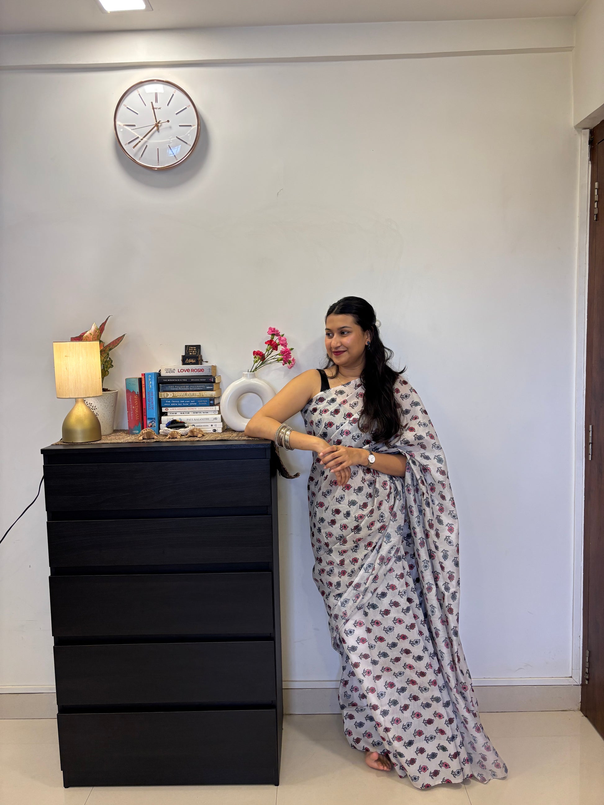 Classic Bloom Saree 🌺