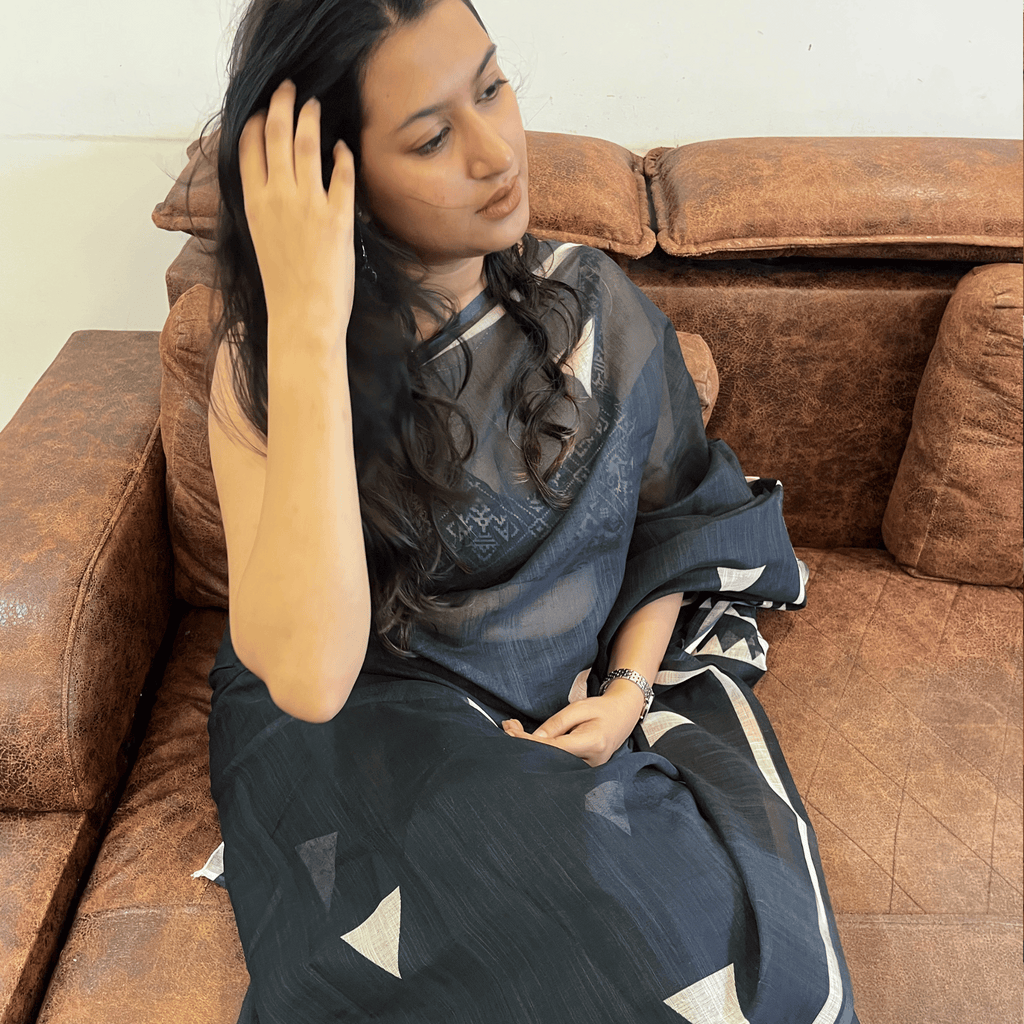 Midnight Muse Saree 🌙